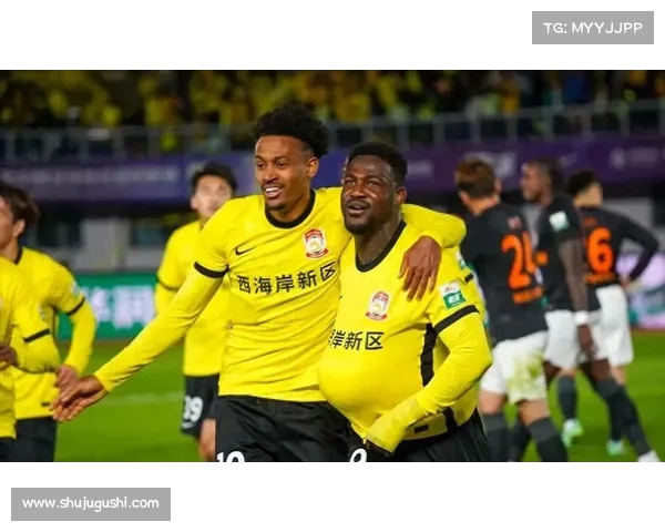 足球俱乐部引援策略调整助力新赛季阵容优化与实力提升